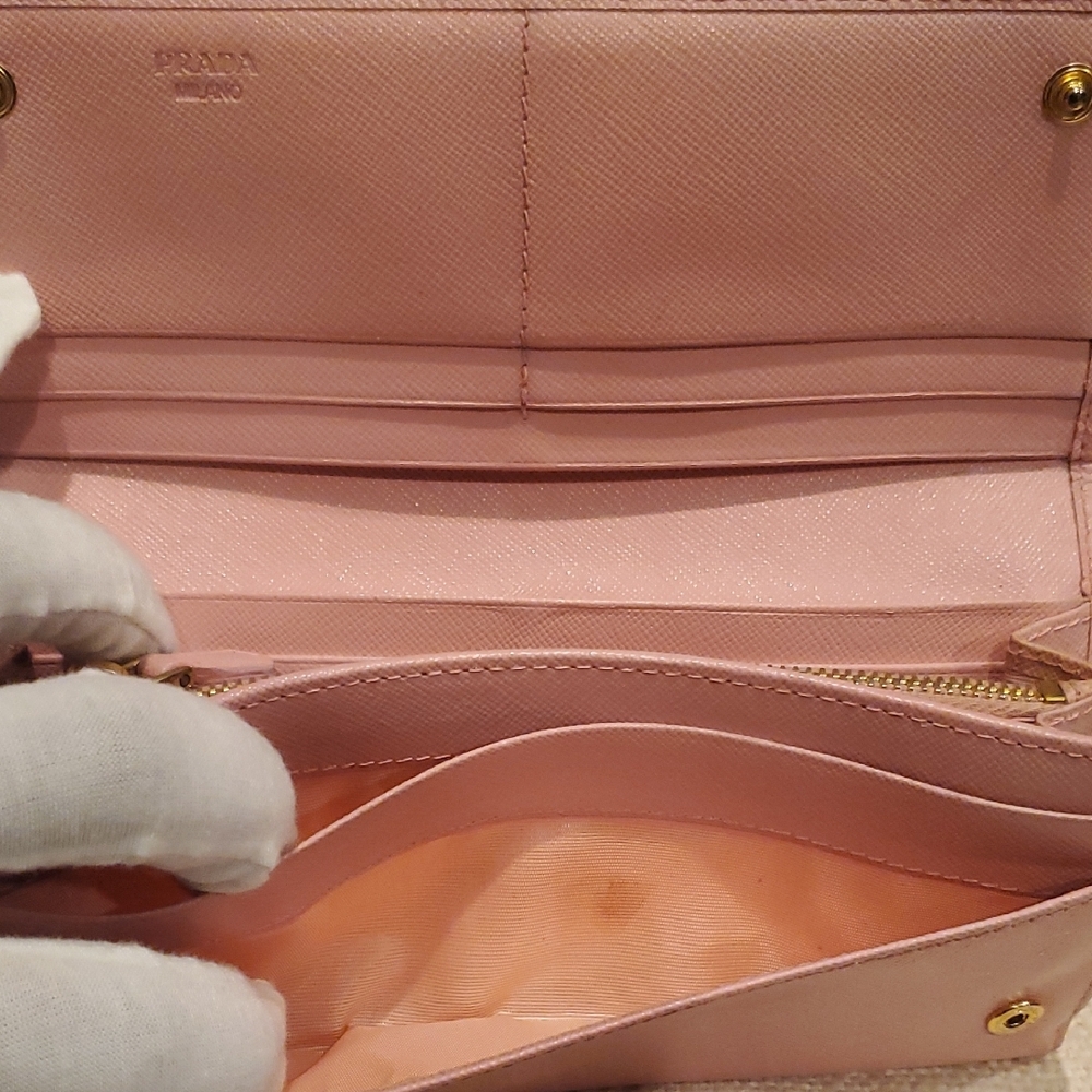 Prada Pink Saffiano Leather Wallet with Bow Detail - Picture 10 of 16